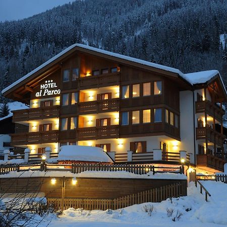 Hotel Al Parco Моена Екстериор снимка